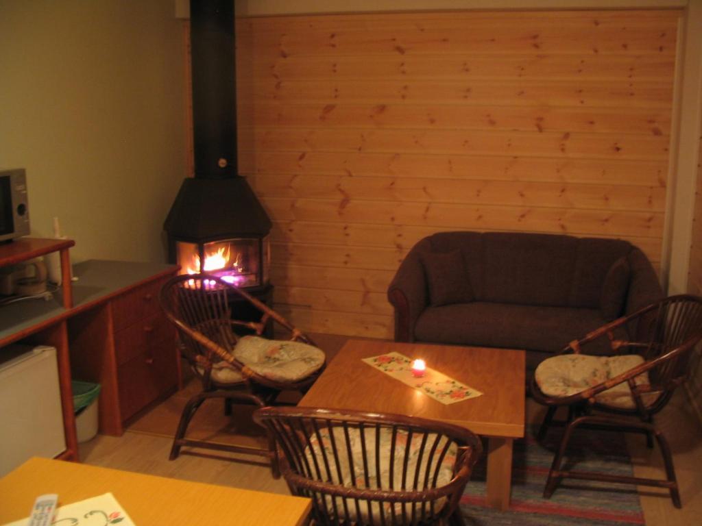 Asuntohotelli Huvikumpu Otava Exterior foto